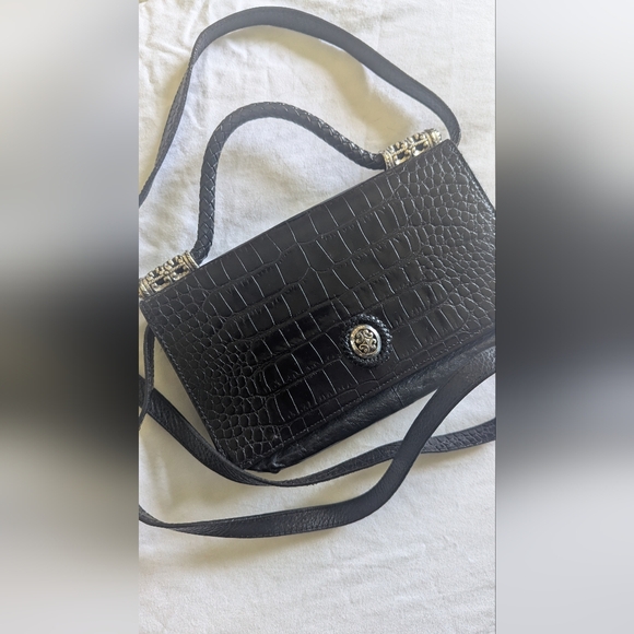 Brighton Handbags - Brighton Crossbody Wallet w/ Removable Shoulder Strap Black Crocodile Texture